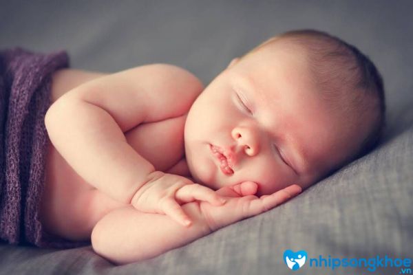 Thời gian giấc ngủ trung bình của trẻ sơ sinh 